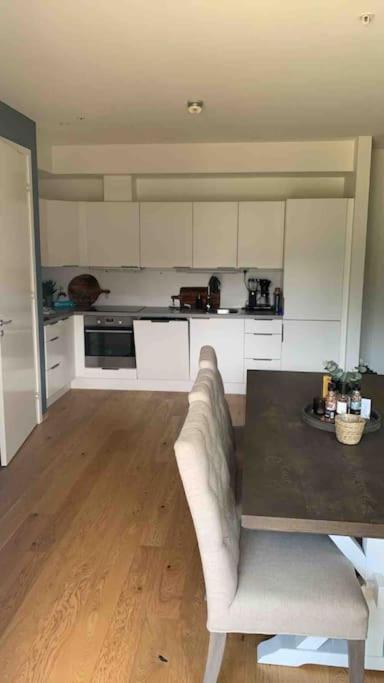 Moderne Solrik - Gratis Lading/sentralt * Kristiansand