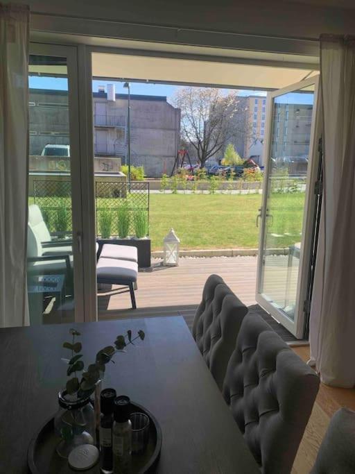 Moderne Solrik - Gratis Lading/sentralt Apartamento Kristiansand